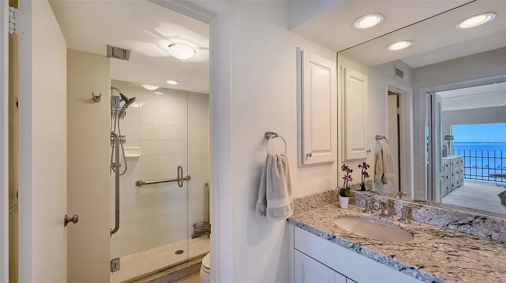 101 Benjamin Franklin Drive Sarasota FL 34236