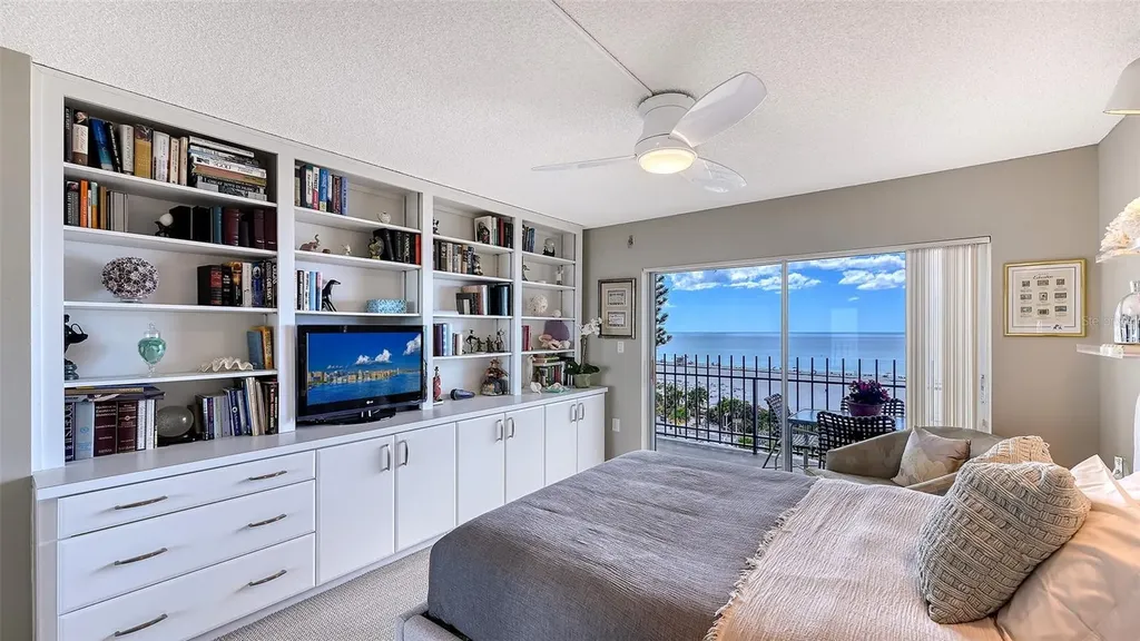 101 Benjamin Franklin Drive Sarasota FL 34236