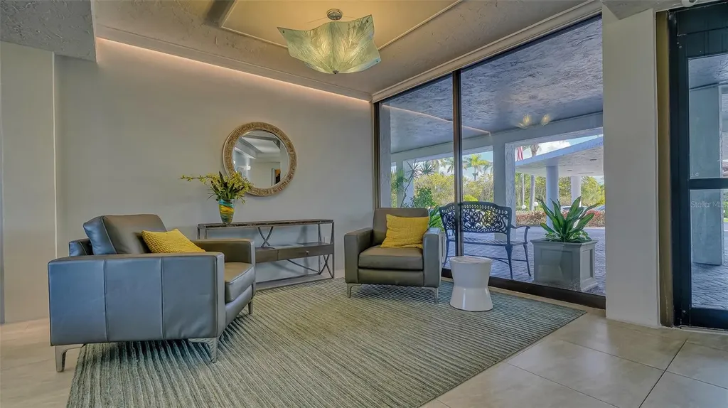 101 Benjamin Franklin Drive Sarasota FL 34236