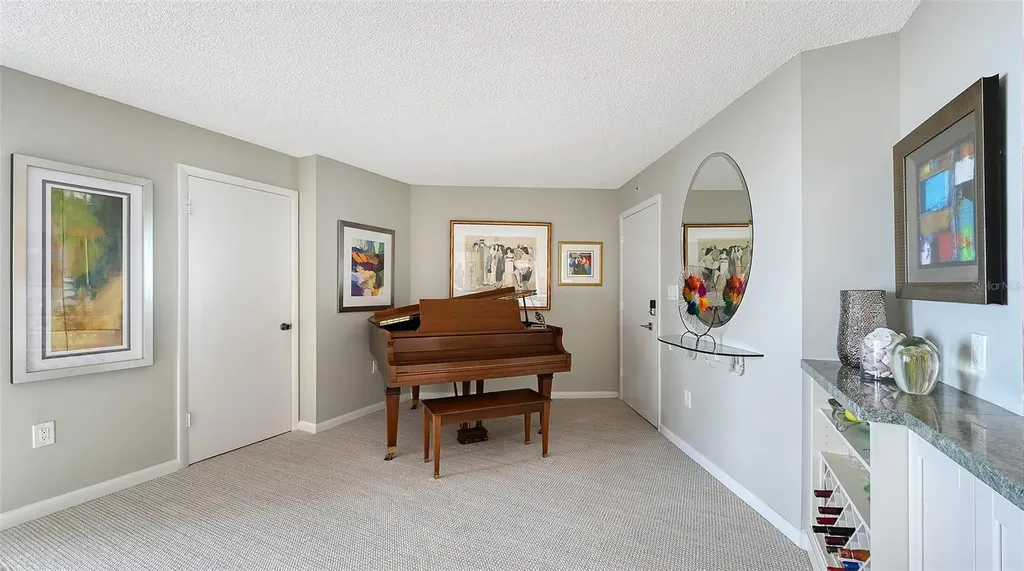 101 Benjamin Franklin Drive Sarasota FL 34236