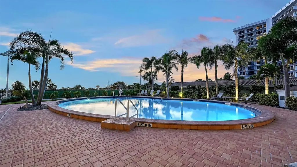 101 Benjamin Franklin Drive Sarasota FL 34236