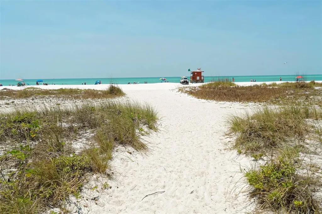 101 Benjamin Franklin Drive Sarasota FL 34236