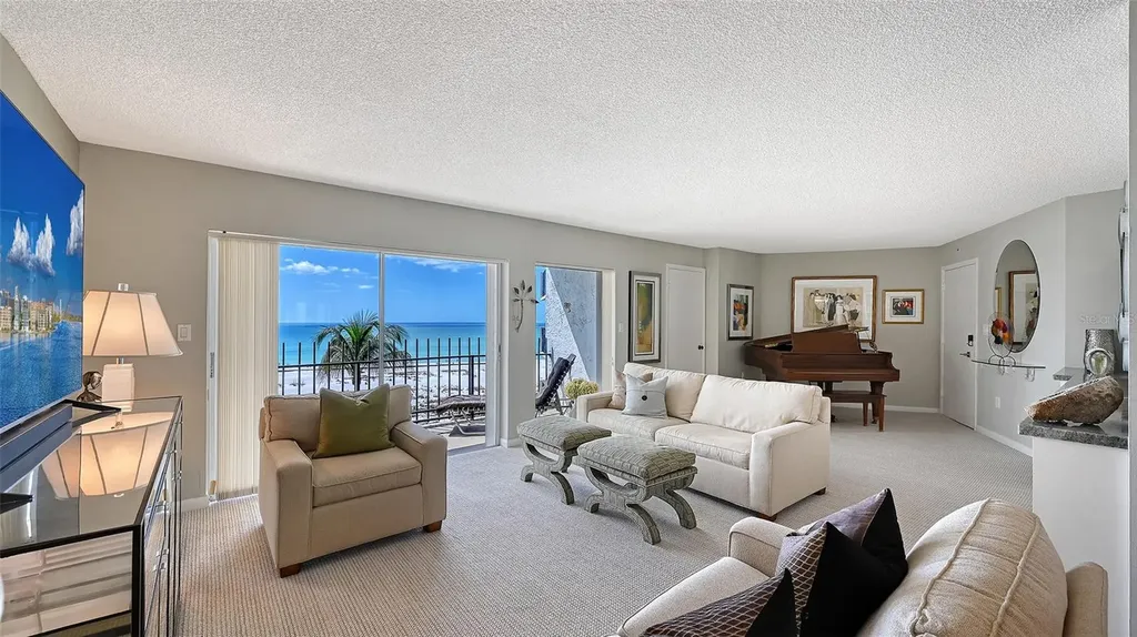 101 Benjamin Franklin Drive Sarasota FL 34236