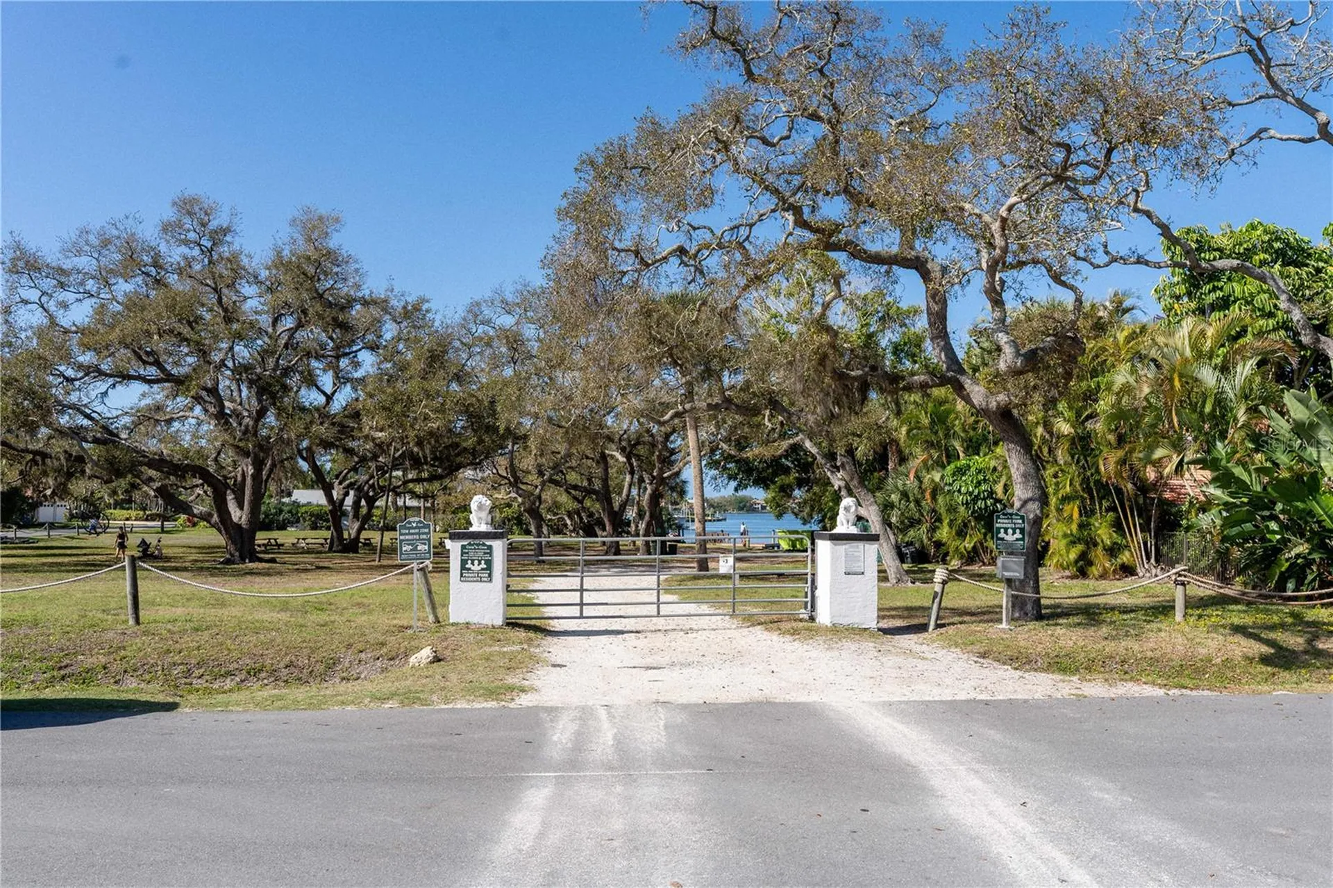 1831 Nautilus Drive Sarasota FL 34231
