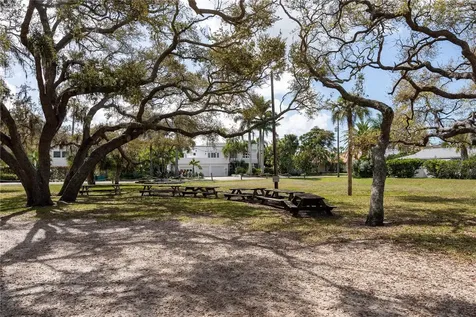 1831 Nautilus Drive Sarasota FL 34231