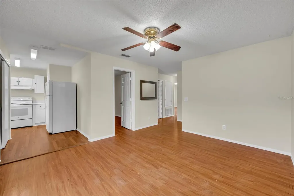 4124 Pershing Pointe Place Orlando FL 32822