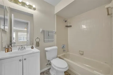 4124 Pershing Pointe Place Orlando FL 32822