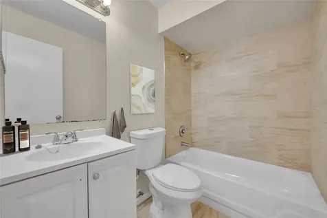 4124 Pershing Pointe Place Orlando FL 32822