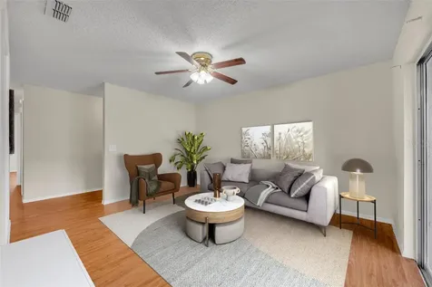 4124 Pershing Pointe Place Orlando FL 32822