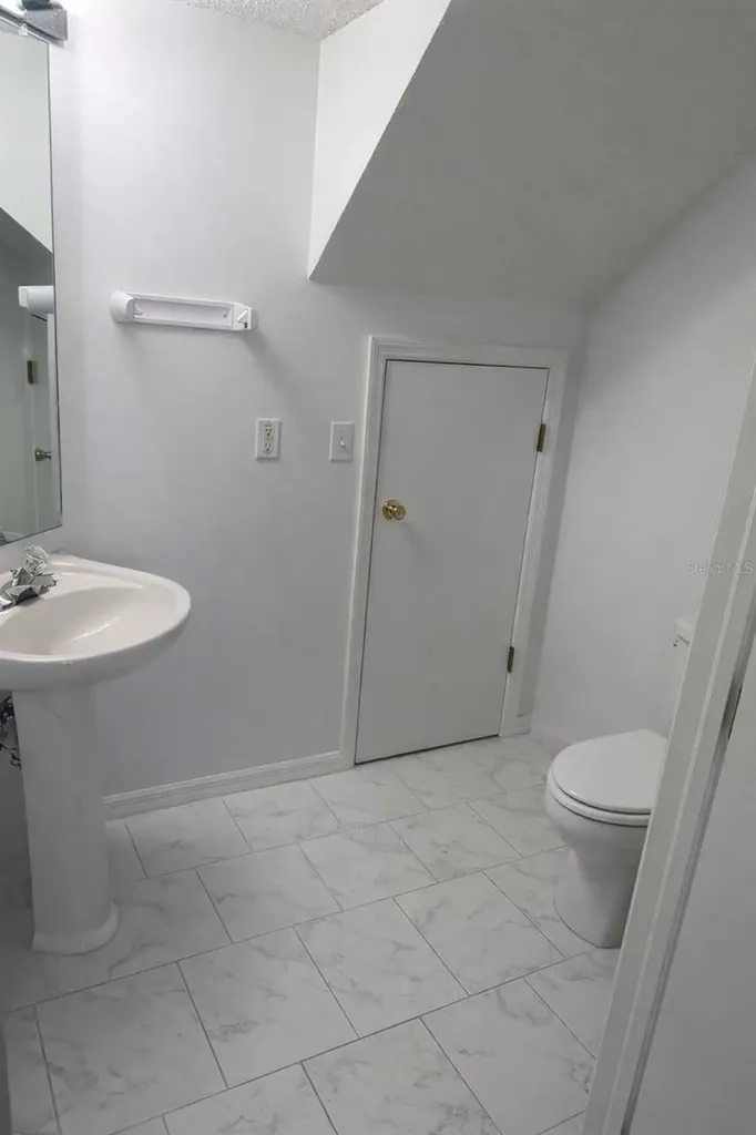 7135 Waterside Drive Tampa FL 33617