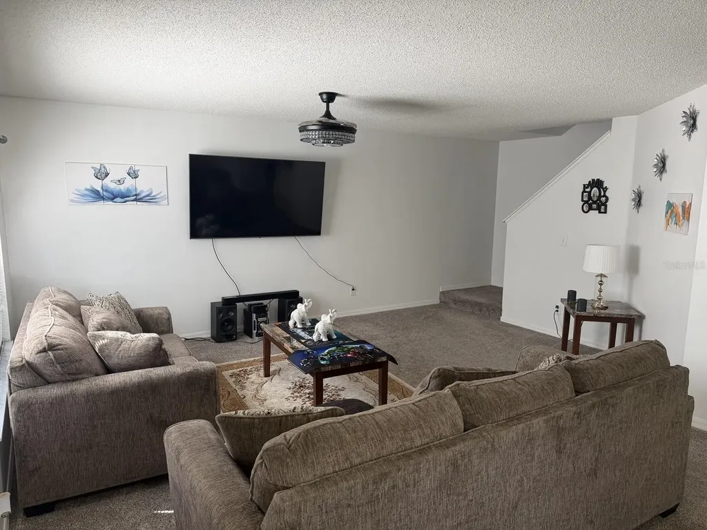 7135 Waterside Drive Tampa FL 33617