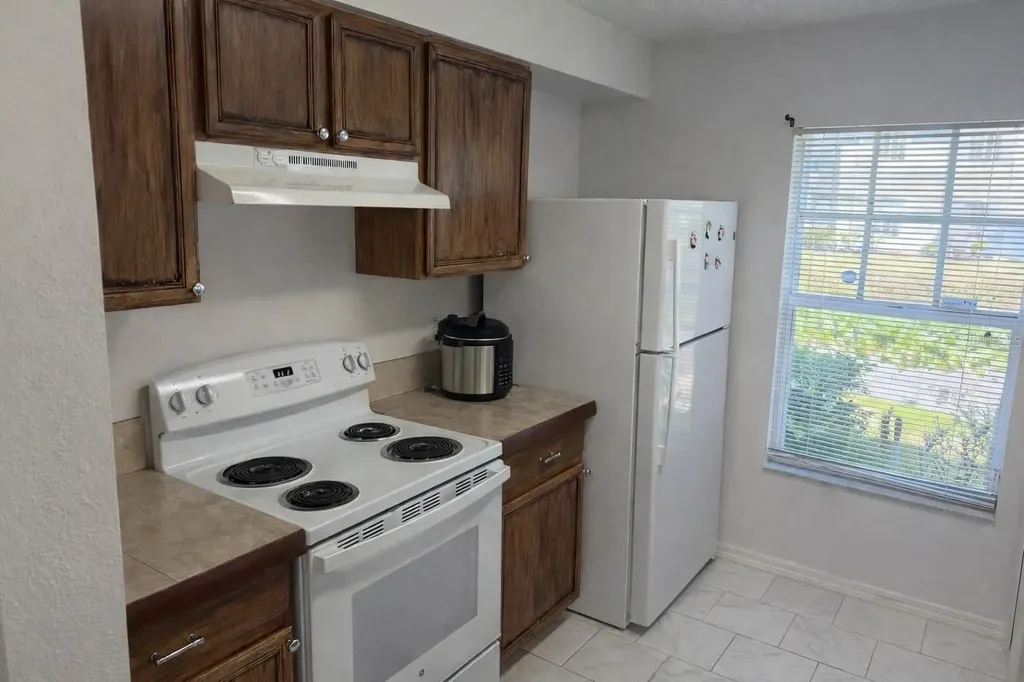 7135 Waterside Drive Tampa FL 33617