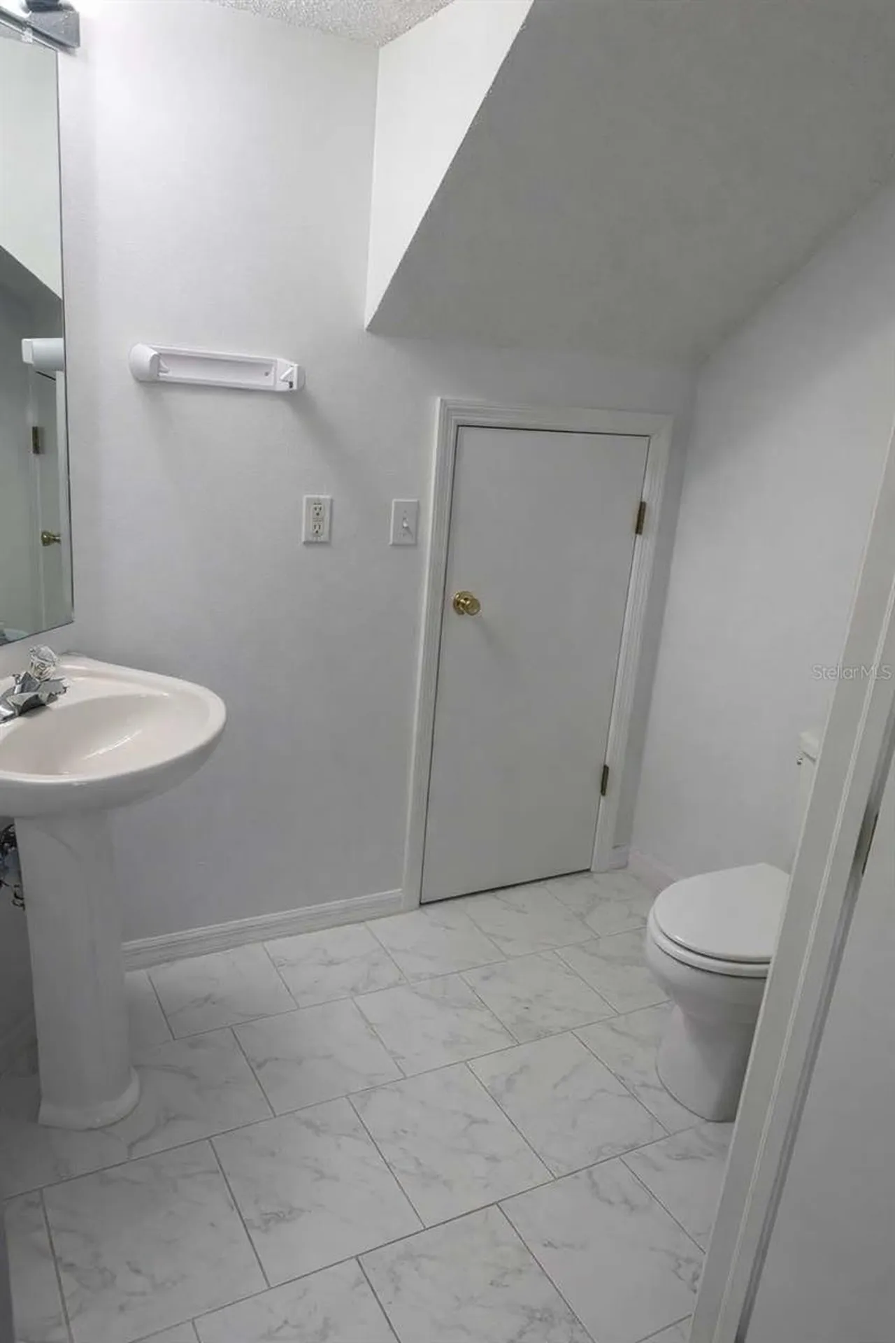 7135 Waterside Drive Tampa FL 33617