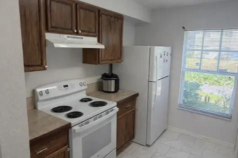7135 Waterside Drive Tampa FL 33617