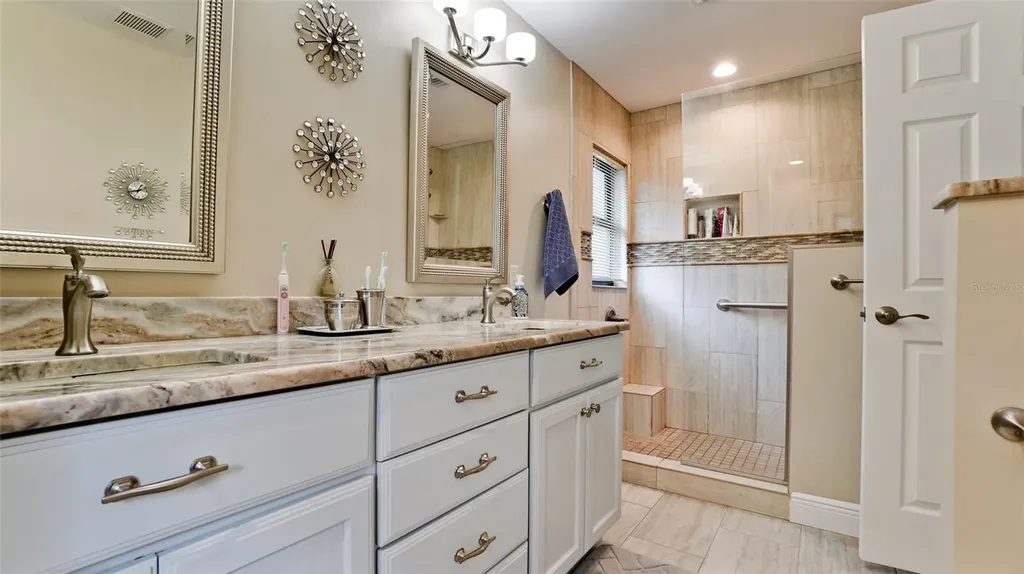 7211 25th Drive W Bradenton FL 34209