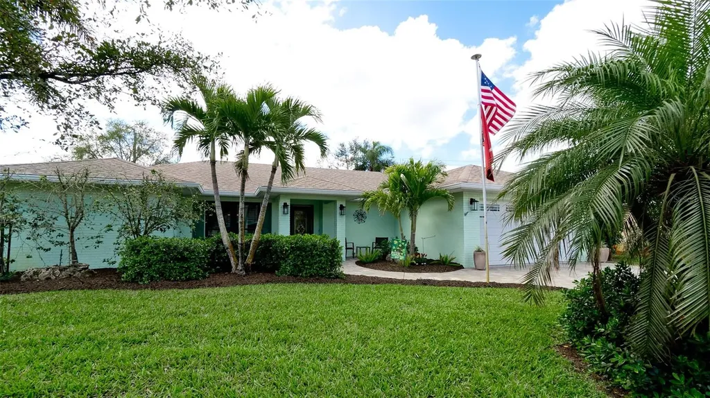 7211 25th Drive W Bradenton FL 34209
