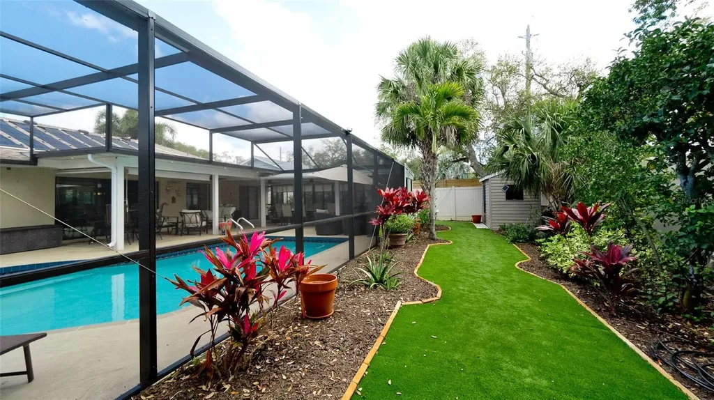 7211 25th Drive W Bradenton FL 34209