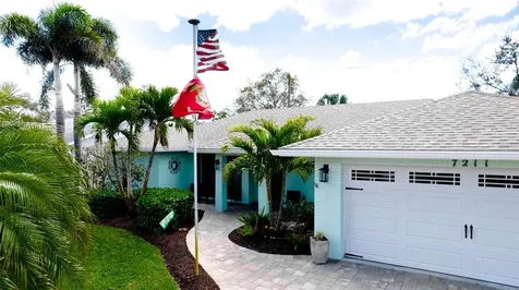 7211 25th Drive W Bradenton FL 34209