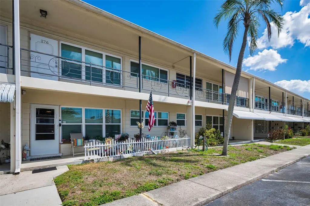 4153 58th Street N Kenneth City FL 33709