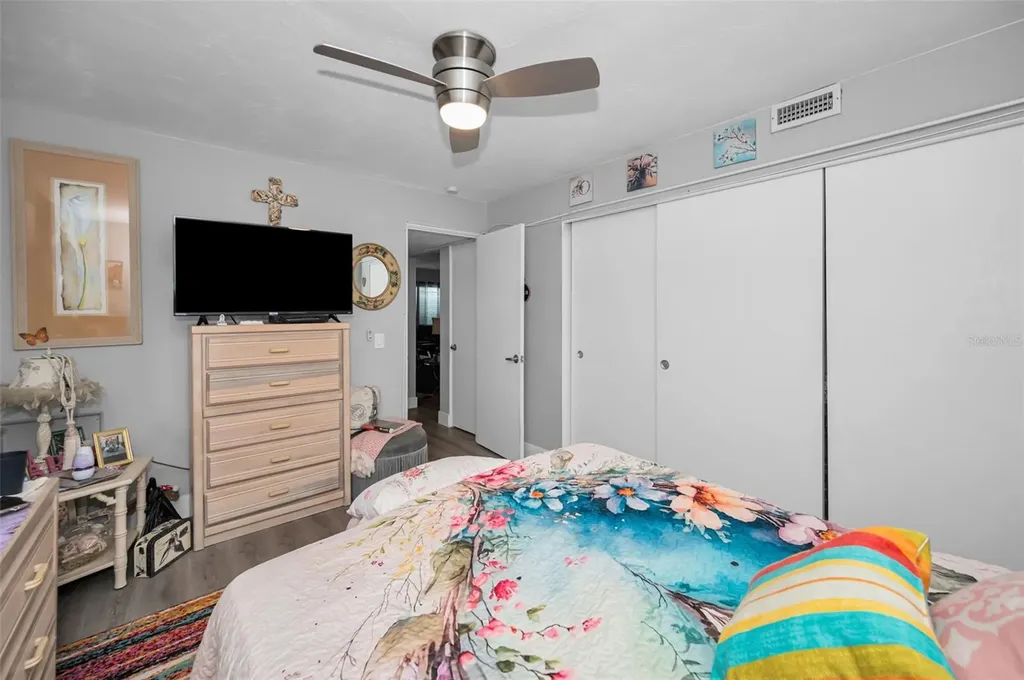 4153 58th Street N Kenneth City FL 33709