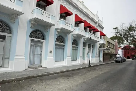 75 Cristina Ponce PR 00730