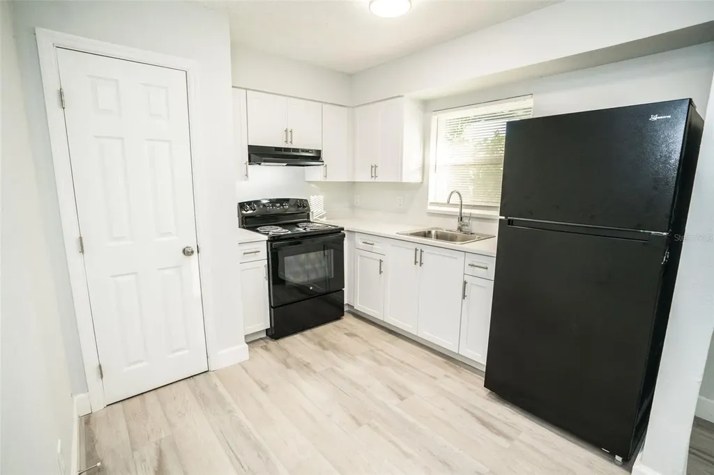 11312 N 52nd Street Tampa FL 33617