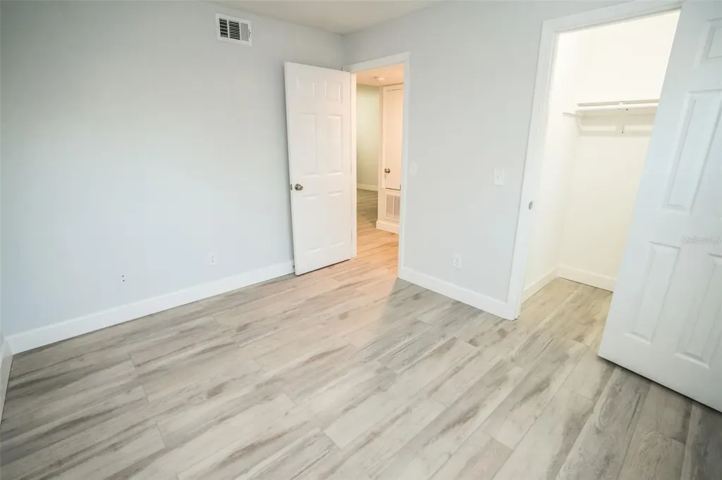 11312 N 52nd Street Tampa FL 33617