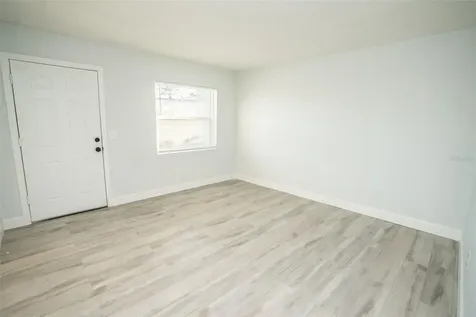 11314 N 52nd Street Tampa FL 33617