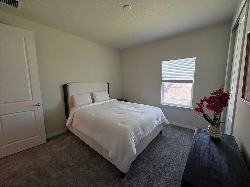 8243 Fenton Street Orlando FL 32836