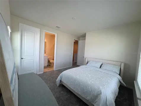 8243 Fenton Street Orlando FL 32836