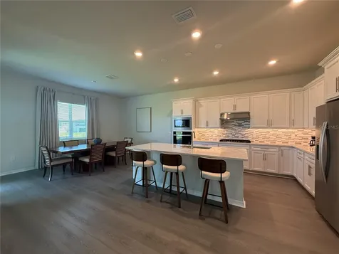 8243 Fenton Street Orlando FL 32836