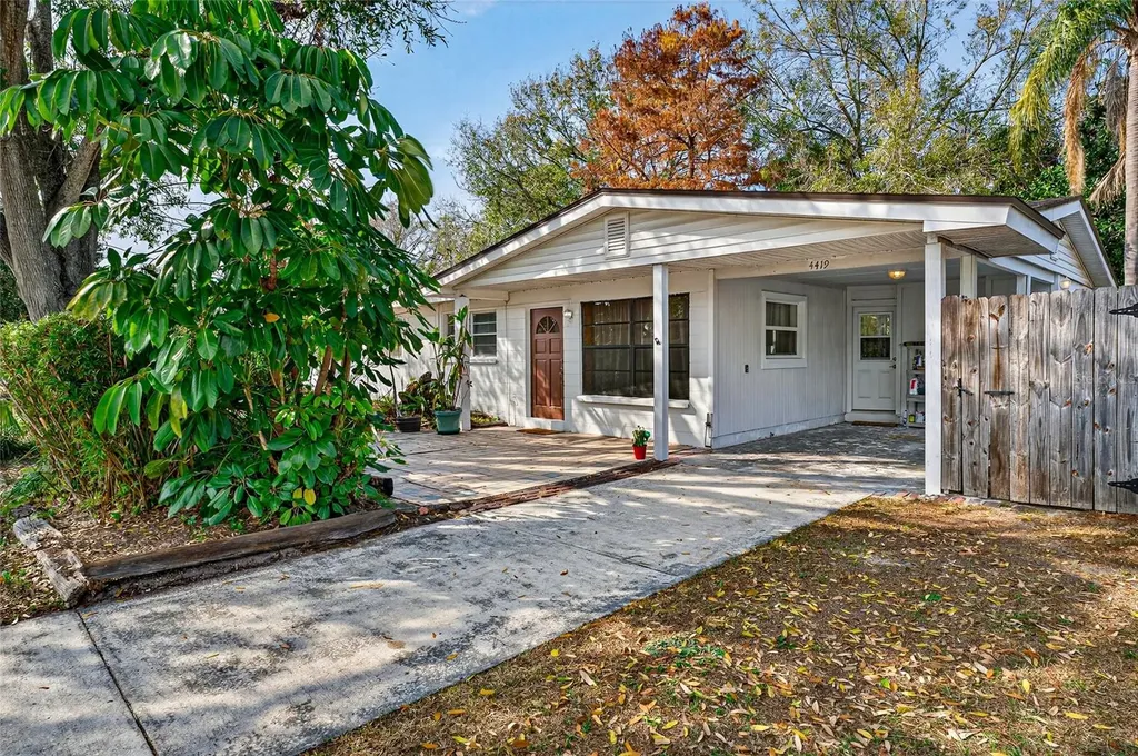 4419 W Iowa Avenue Tampa FL 33616