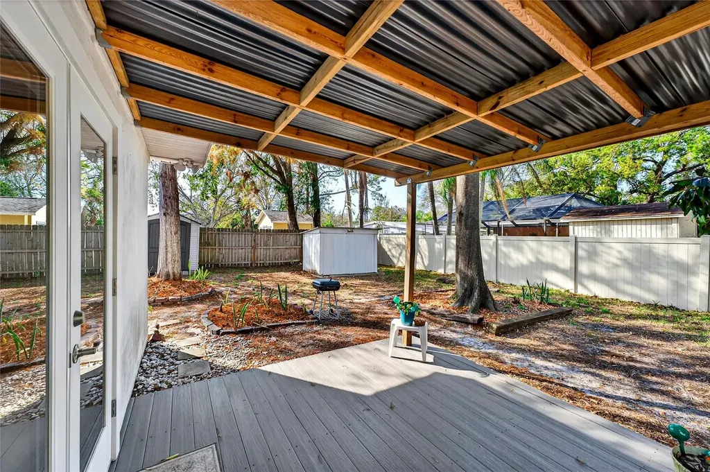 4419 W Iowa Avenue Tampa FL 33616