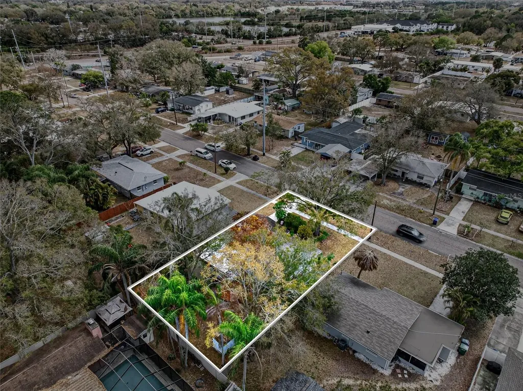 4419 W Iowa Avenue Tampa FL 33616