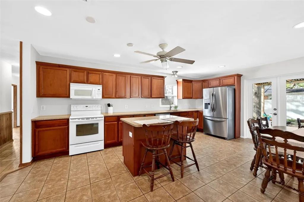 4419 W Iowa Avenue Tampa FL 33616