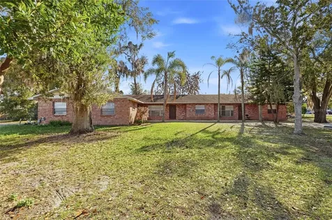 2300 Cannon Terrace NW Winter Haven FL 33881