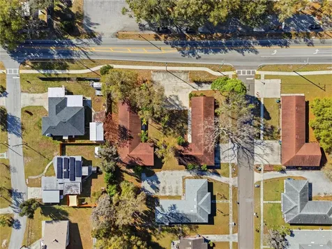 2300 Cannon Terrace NW Winter Haven FL 33881