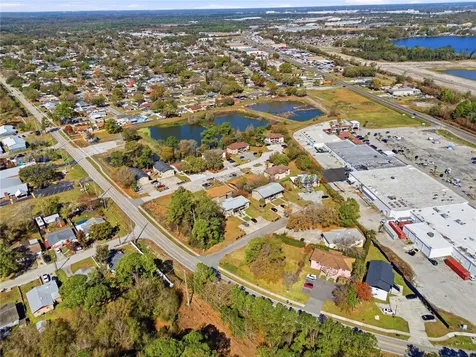 2300 Cannon Terrace NW Winter Haven FL 33881