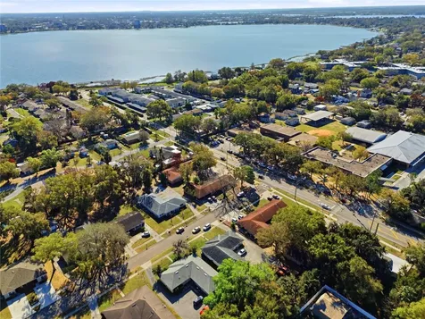 2300 Cannon Terrace NW Winter Haven FL 33881