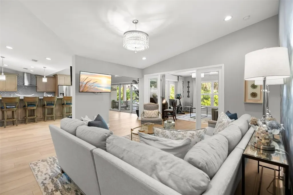 8 Ambleside Drive Belleair FL 33756