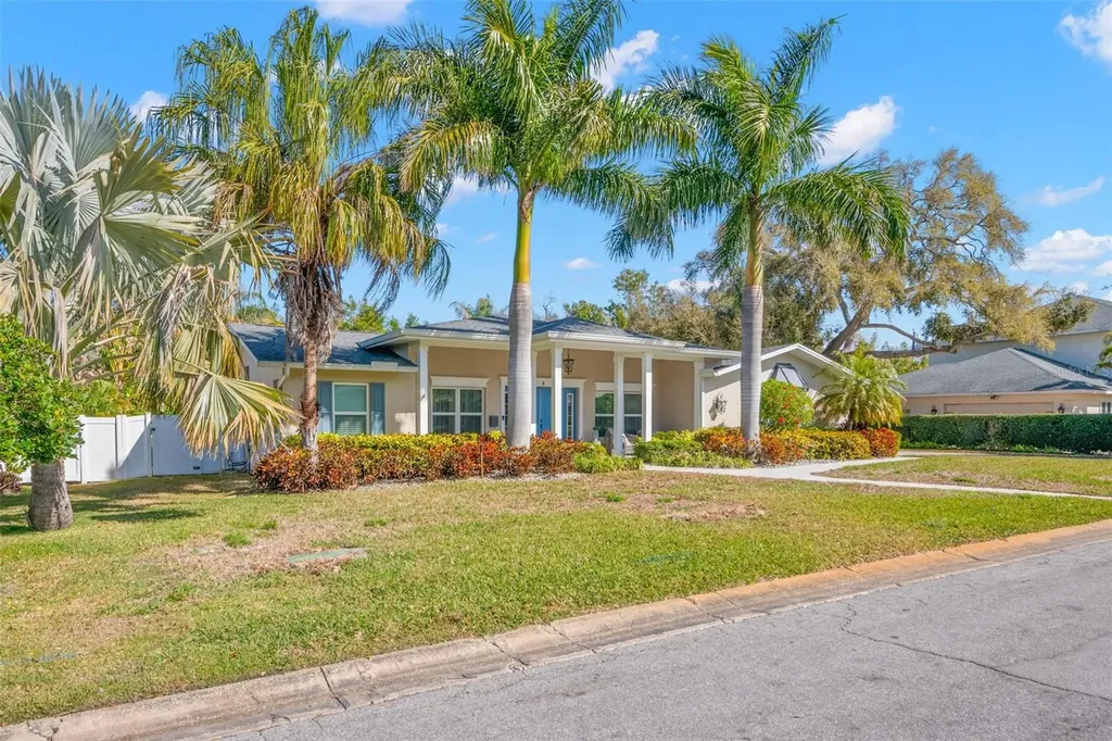 8 Ambleside Drive Belleair FL 33756