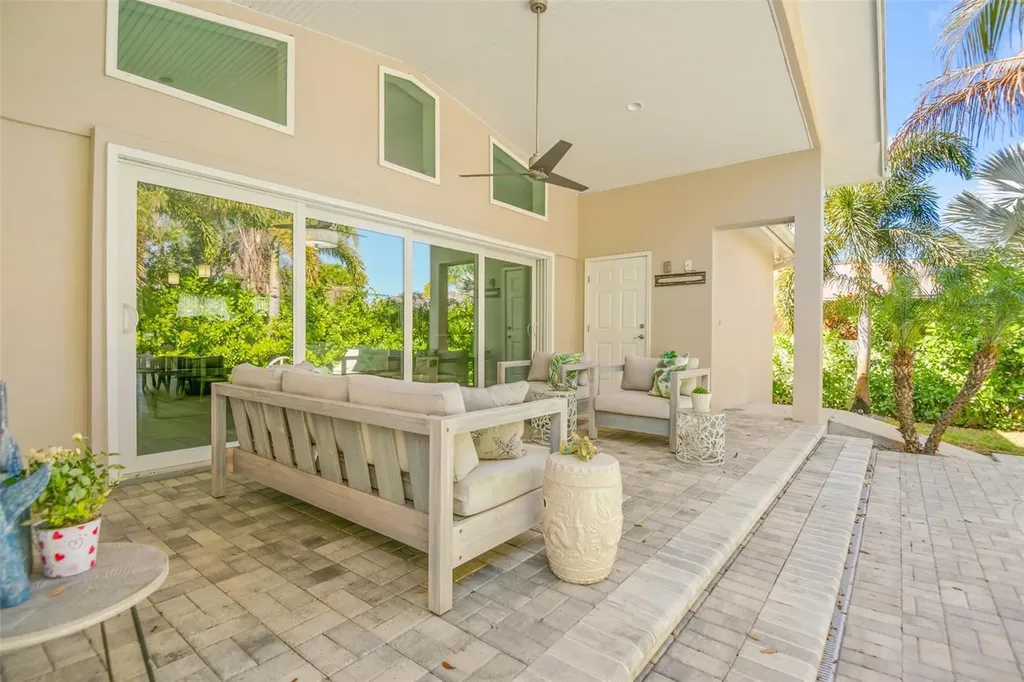 8 Ambleside Drive Belleair FL 33756