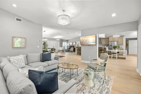 8 Ambleside Drive Belleair FL 33756