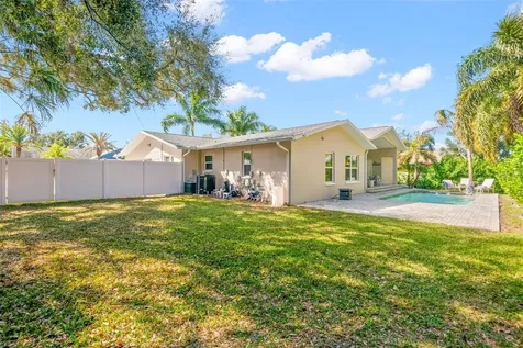 8 Ambleside Drive Belleair FL 33756