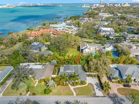 8 Ambleside Drive Belleair FL 33756