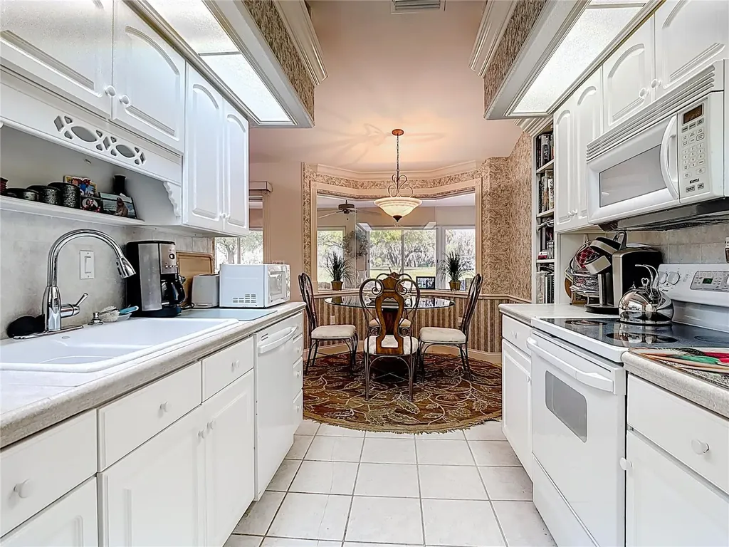221 Golf Aire Boulevard Winter Haven FL 33884