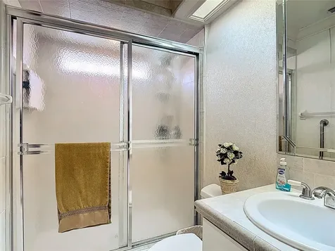 221 Golf Aire Boulevard Winter Haven FL 33884