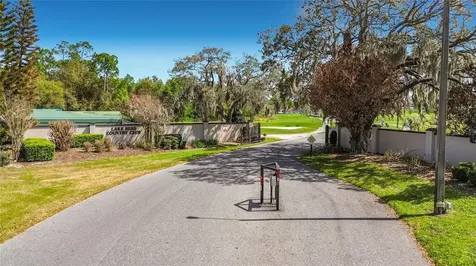 221 Golf Aire Boulevard Winter Haven FL 33884