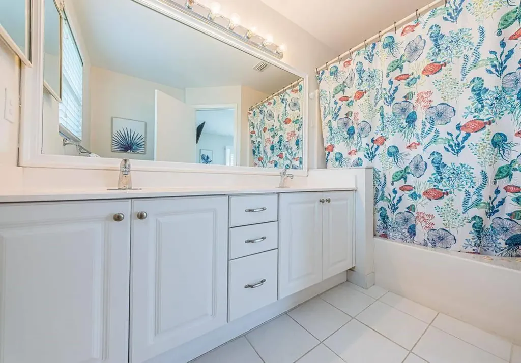 6107 Mirada Circle St Petersburg FL 33715