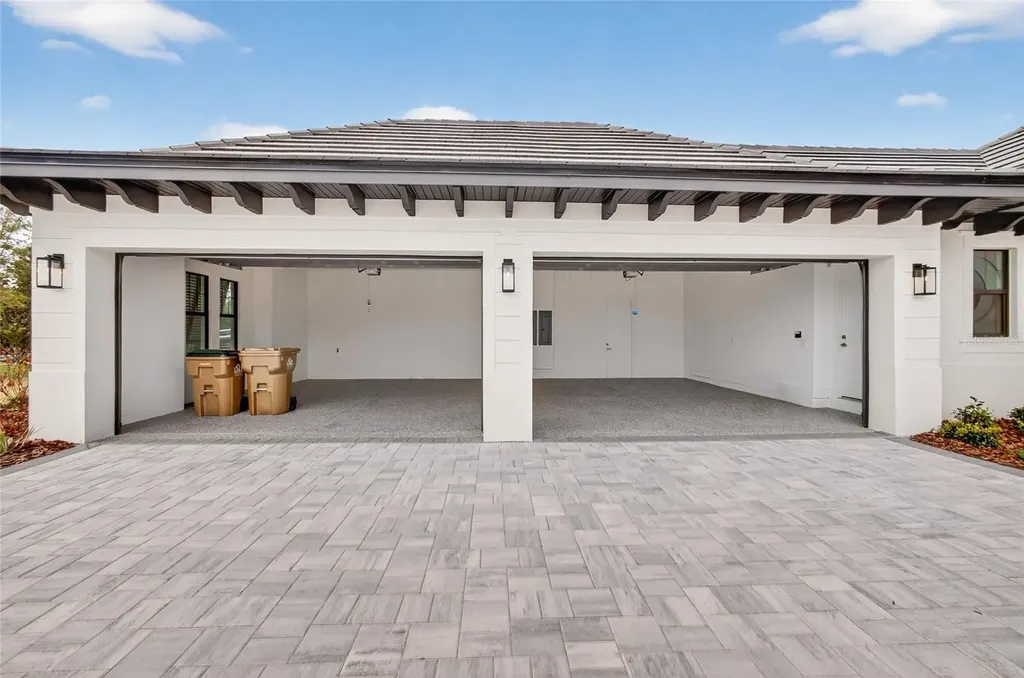 16130 Pendio Drive Bella Collina FL 34756